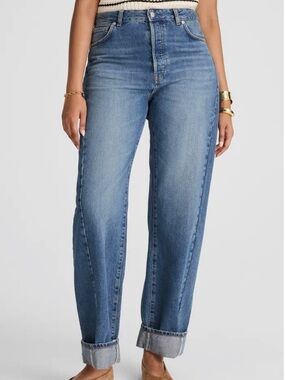 Madewell Pieced Curvy Leg Barrel Jean in Mosby Wash